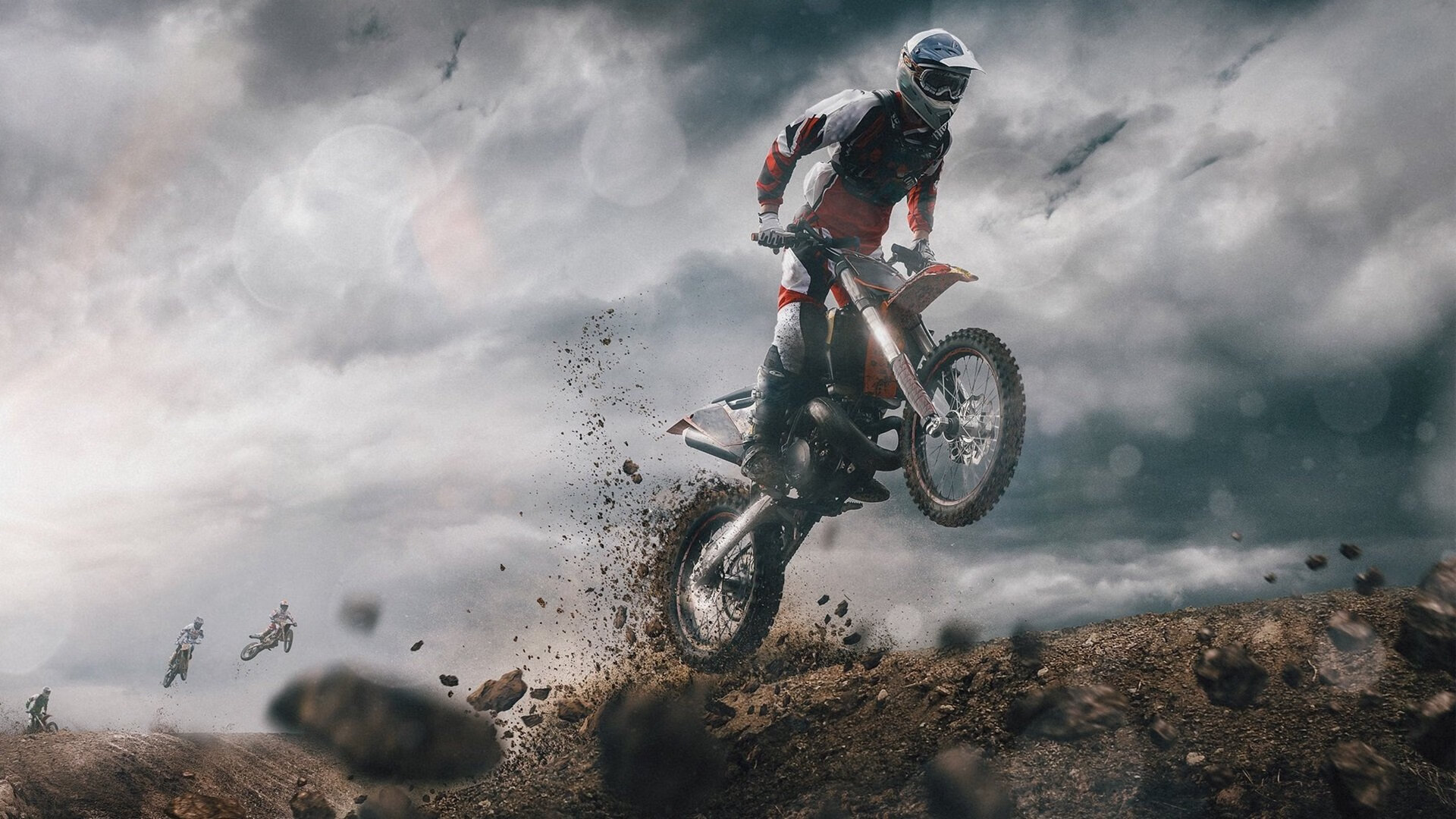 霍勒迪称球队配合默契越来越好，霍勒迪效力过的球队